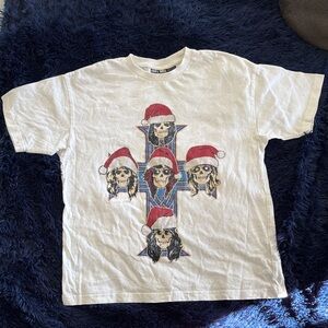 RARE Guns N’ Roses Christmas shirt men’s xxs/xs fits like M/L OFFICIAL MERCH